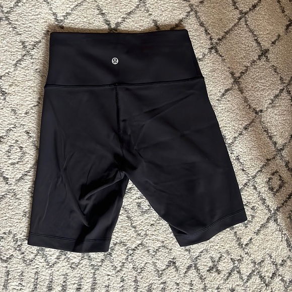 Wunder Train High Rise Short 8” - Picture 2 of 6